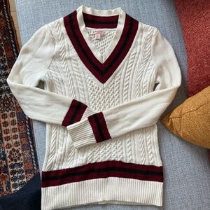 Brooks Brothers vintage-inspired tennis v-neck cable-knit sweater, size M
